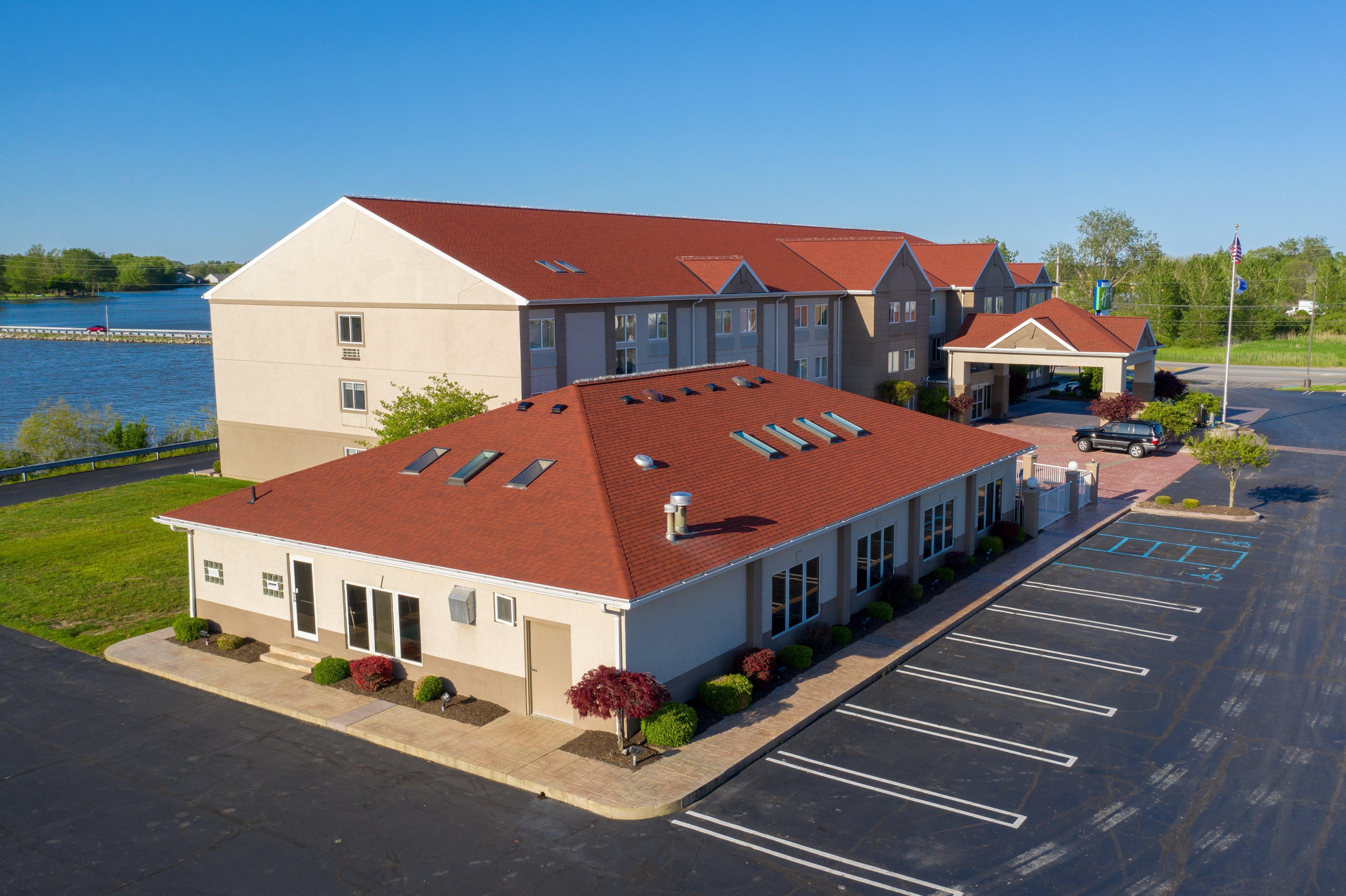 Holiday Inn Express Hotel & Suites Port Clinton-Catawba Island By Ihg Eksteriør billede